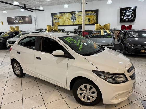 CHEVROLET ONIX 1.0 MPFI JOY 8V FLEX 4P MANUAL CHEVROLET ONIX 1.0 MPFI JOY 8V FLEX 4P MANUAL